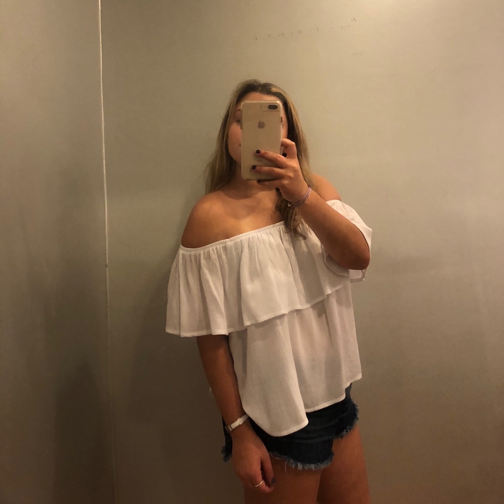 Off the shoulder Pacsun Top